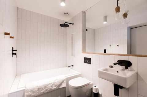 105 Mac Unique Apartments - Accommodation QLD 5