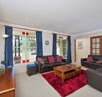 The Bay House 48 Government Road - Accommodation QLD