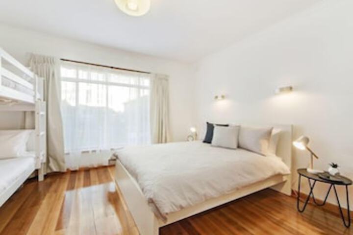 Summerlands VIC Accommodation QLD