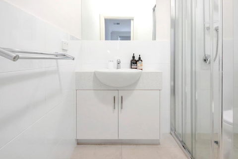 Rye Luxury Retreat - Accommodation QLD 2