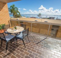 The Crest Unit 7 Shoal Bay - Accommodation QLD