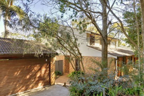 Barefoot Beach House - Shoal Bay - Accommodation QLD 0
