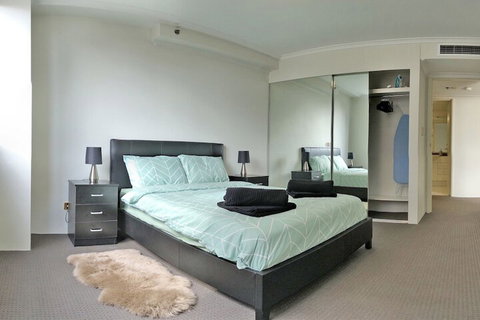 MyHoYoHo Apartments Haymarket - Accommodation QLD 1