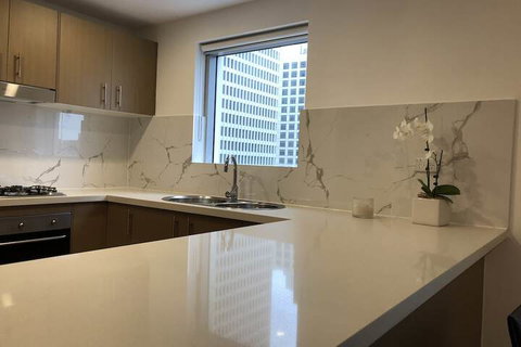 Tower Suite World Tower - Accommodation QLD 2