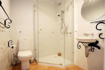 Razorback 6 - Accommodation QLD 3