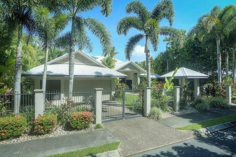 Tranquility By The Course Port Douglas - Accommodation QLD 1