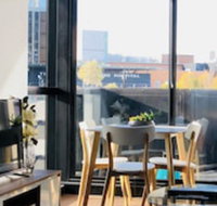 LVL 11 Cosy Apartment Near Lygon St - Accommodation QLD