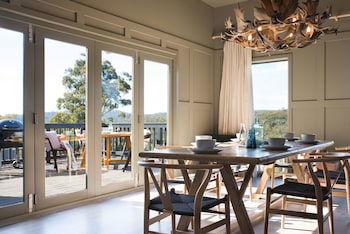 Imperial House - Accommodation QLD 0