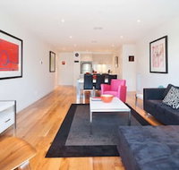 Bay Views Port Melbourne - Accommodation QLD