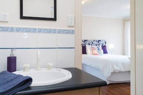 Chalet Of Rye - Accommodation QLD 7