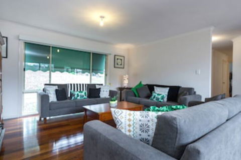 Chalet Of Rye - Accommodation QLD 0