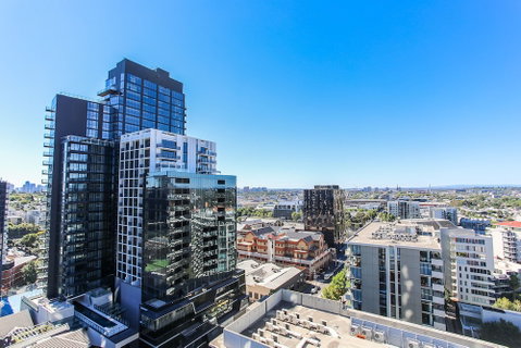 Urban Oasis - Designed Service Apartment - Accommodation QLD 5