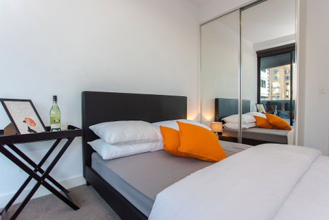 Urban Oasis - Designed Service Apartment - Accommodation QLD 4
