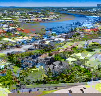 The Park House - Accommodation QLD