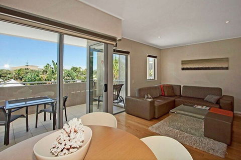 RESORT & SPA KINGSCLIFF 5212 / 13 - Accommodation QLD 2
