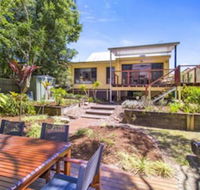CABARITA BEACH BLISS HOLIDAY HOME on the LAKE - Accommodation QLD