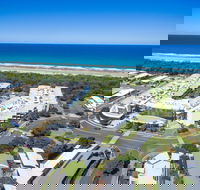 Cotton Beach Rooftop 55 - Accommodation QLD