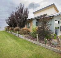Casa Del Lago - Accommodation QLD