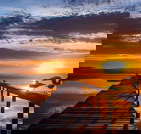 Lakeside Waterfront Apartment 18 - Accommodation QLD