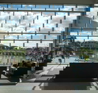 Wallaroo Marina Apartments - Accommodation QLD