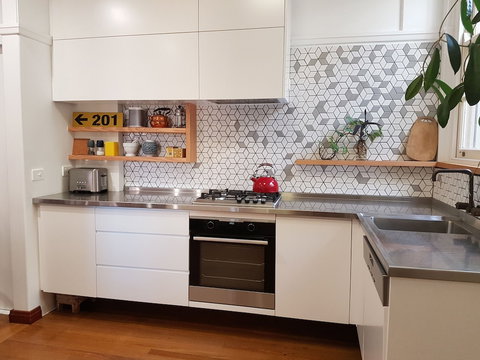 Newcastle Short Stay Apartments - Gatsby On Watt - Accommodation QLD 3