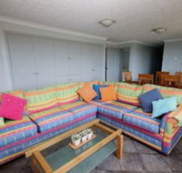 Shoreline Six With Ocean Views To See The Whales - Accommodation QLD