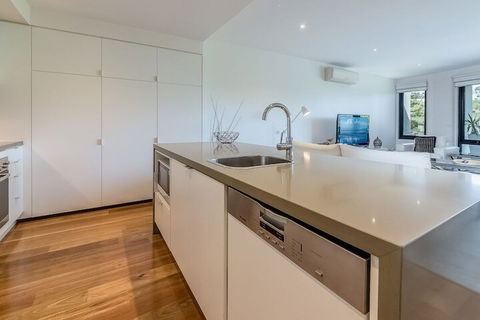 C-Scape By The Sea No.9 - Accommodation QLD 4