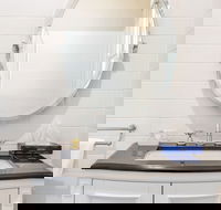 Grandview Accommodation - The Flaxley Apartments - Accommodation QLD