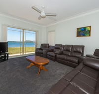 Cook St. 4 Salamander Bay - Accommodation QLD