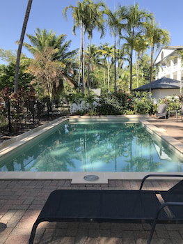 Tropic Nest 3 Bedroom Apartment - Accommodation QLD 0