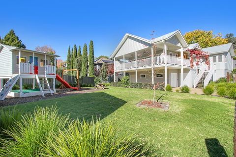 Autumn Home - Our Place At Bright - Accommodation QLD 5