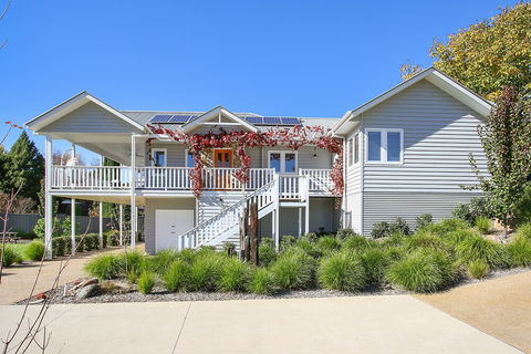 Autumn Home - Our Place At Bright - Accommodation QLD 0