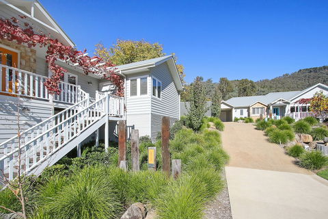 Autumn Home - Our Place At Bright - Accommodation QLD 1