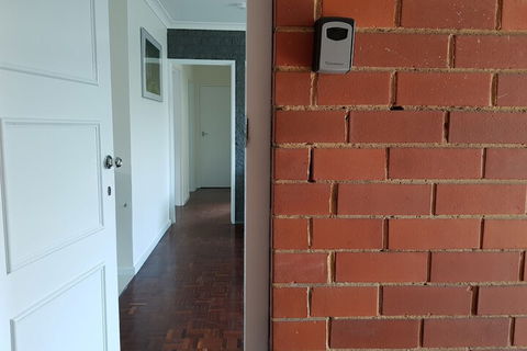 Clayton Apartment - Accommodation QLD 1
