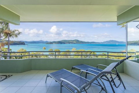 Lagoon 202 On Hamilton Island - Accommodation QLD 0