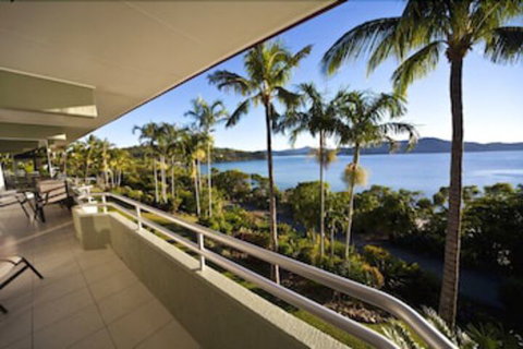 Lagoon 202 On Hamilton Island - Accommodation QLD 3