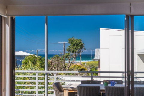 A PERFECT STAY - Sandy Feet - Accommodation QLD 0