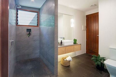 Byron Beach Retreats - The BungalowÂ  - Accommodation QLD 5