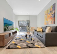 New Luxury Manhattan style in heart of CBD - Accommodation QLD
