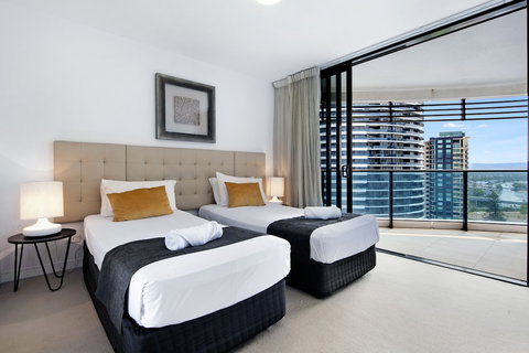 Oracle Resort, Broadbeach - Q Stay - Accommodation QLD 0