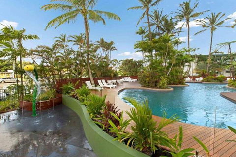 Cairns Luxury Waterfront Apartment - Accommodation QLD 3