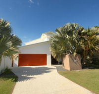 3 Bauhinia Crescent Marcoola PET FRIENDLY LINEN SUPPLIED 500 BOND - Accommodation QLD