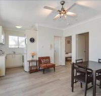 Surf Side Palms 12 - Accommodation QLD