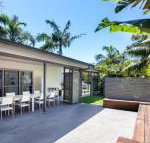 The Beach Shack - Accommodation QLD