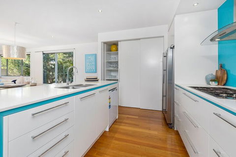 Augusta House - Accommodation QLD 2