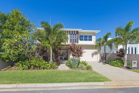 Augusta House - Accommodation QLD 3