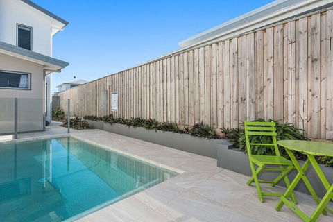 Pebbles At Casuarina Beach - Accommodation QLD 2