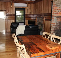 The Cottage - Accommodation QLD