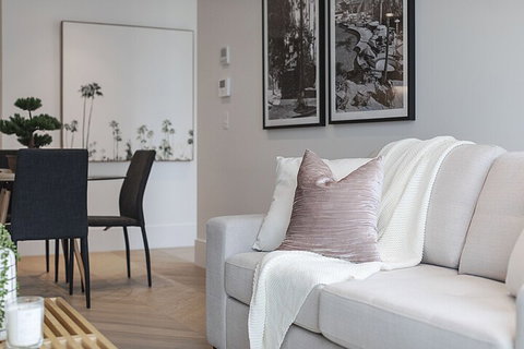 Brand New Ultra Modern CBD View - Accommodation QLD 5