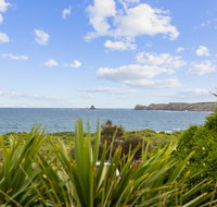 Smith Beach Getaways Beachwood Luxury Villa - Accommodation QLD